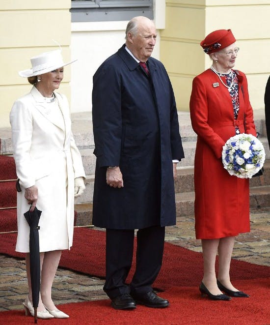 Dronning Sonja, kong Harald og dronning Margrethe