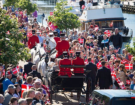 Dronning Margrethe på sommertogt i Bogense Grundlovsdag