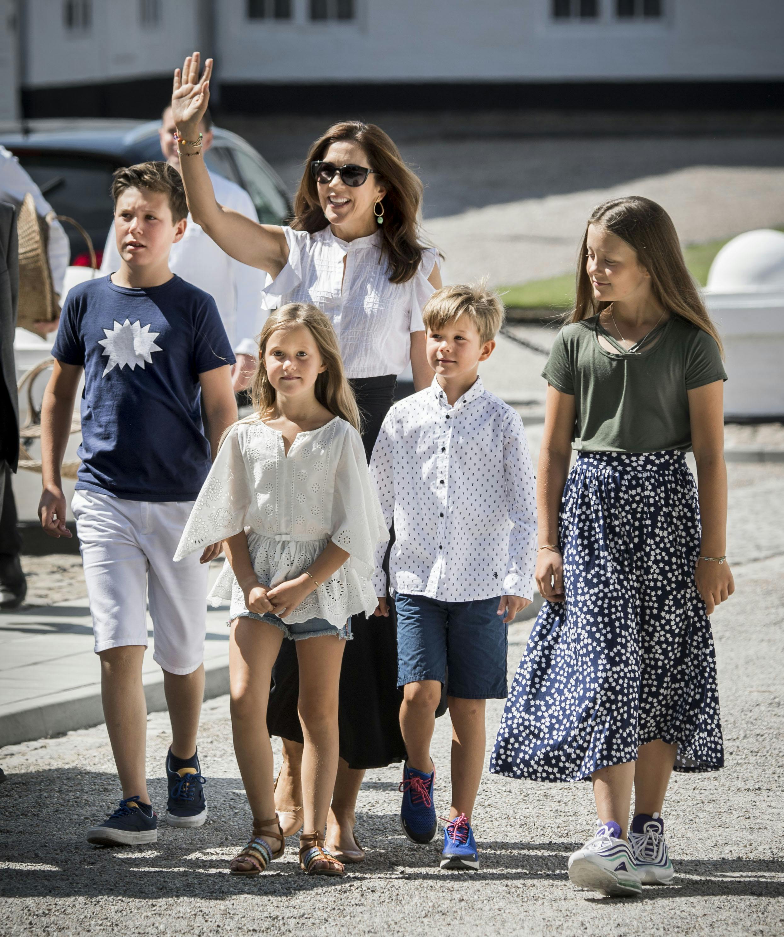 Kronprinsesse Mary og børnene