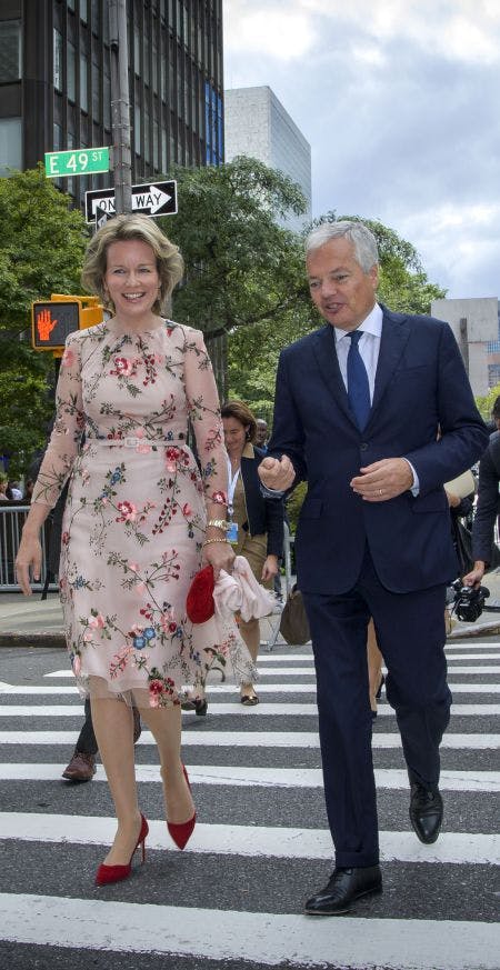 Dronning Mathilde og den belgiske udenrigsminister Didier Reynders.