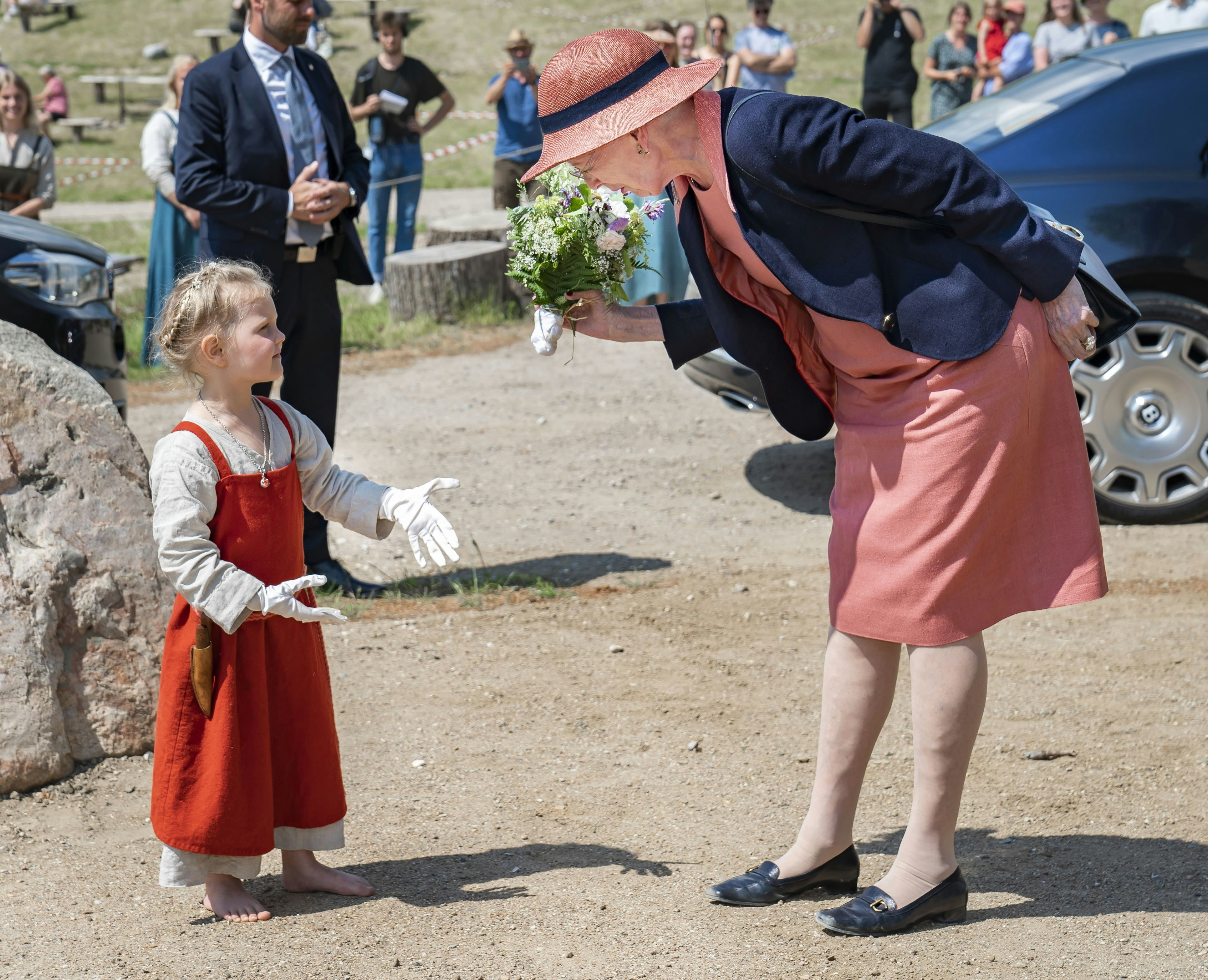 Dronning Margrethe og Elva