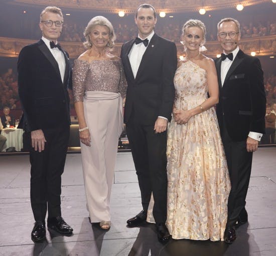 De fem danse-dommere på gamle scene.