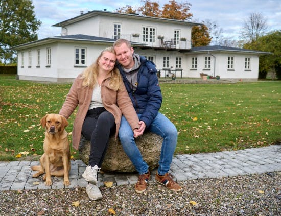 Nicoline og Claus på gården nær Haslev