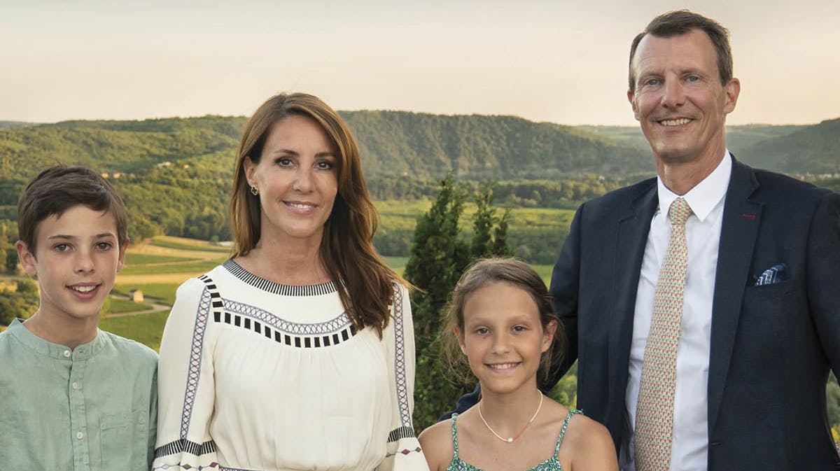 Prins Henrik, prinsesse Marie, prinsesse Athena og prins Joachim.