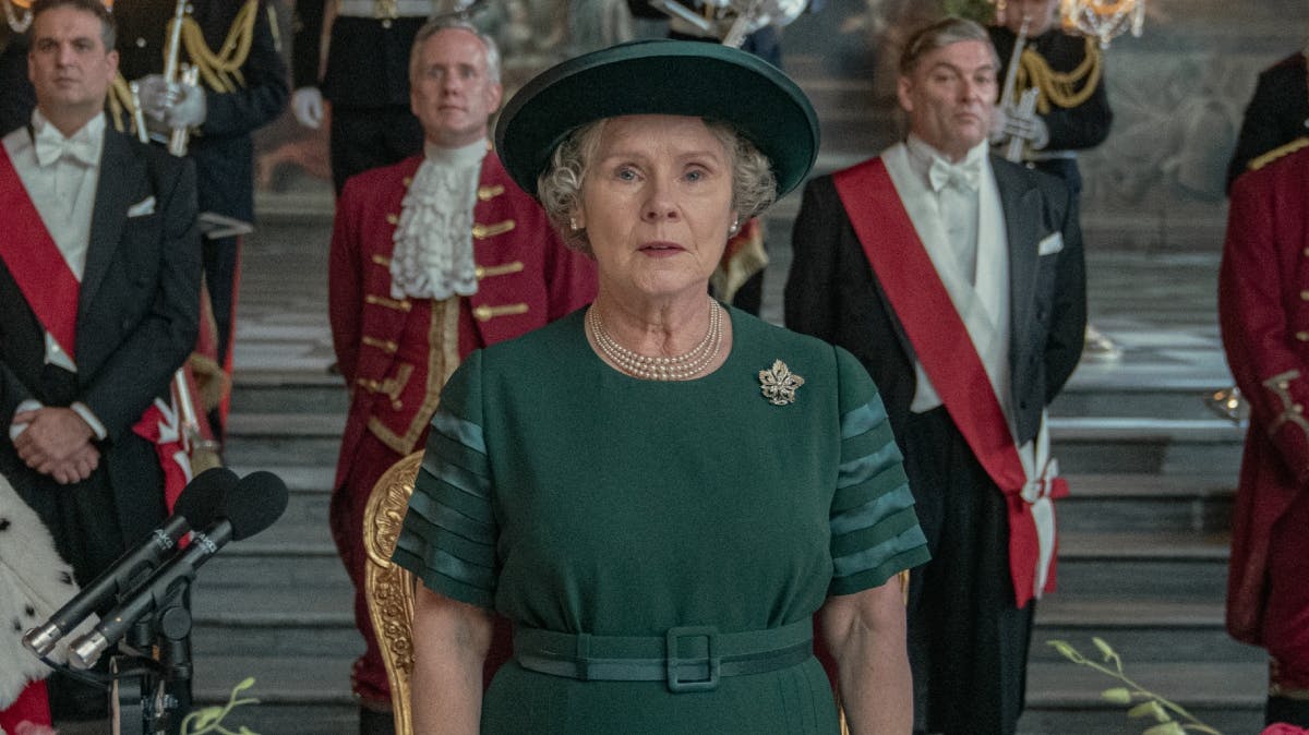 Imelda Staunton i rollen som dronning Elizabeth