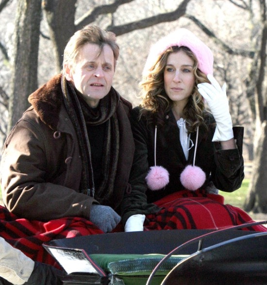 Mikhail Baryshnikov i rollen som Alexander Petrovsky sammen med Sarah Jessica Parker som Carrie Bradshaw.