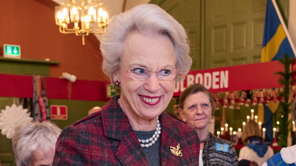 Prinsesse Benedikte åbnede Julebasar | BILLED-BLADET