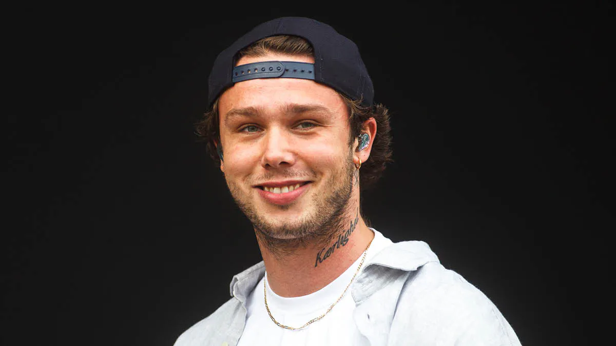 Familiens hjerteskærende ord: Hugo Helmig er gået bort | BILLED-BLADET