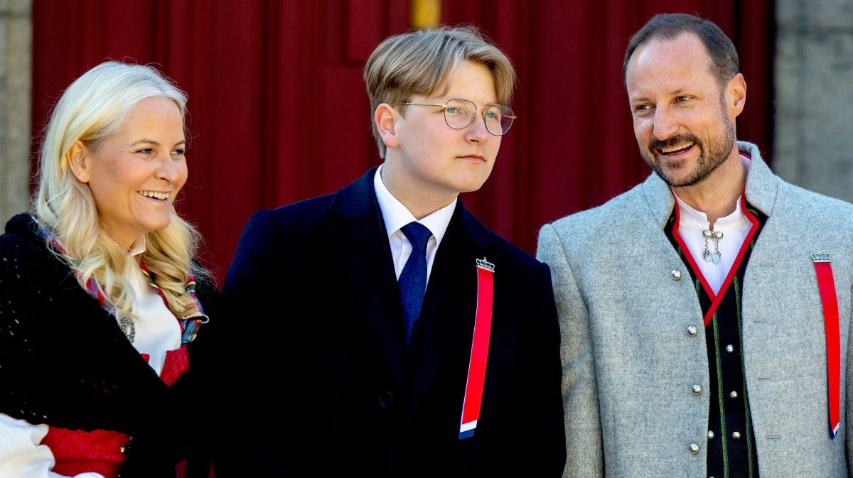 Kronprinsesse Mette-Marit, prins Sverre Magnus og kronprins Haakon