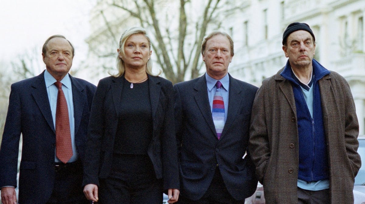 Alun Armstrong (yderst i billedet til højre) spillede med i "Fornyet mistanke" i ti år. 