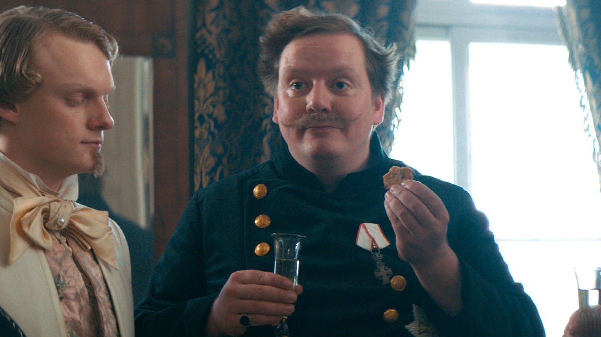 Jesper Ole Feit Andersen i rollen som Frederik 7.