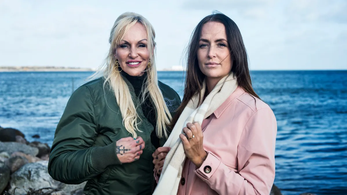 Jul P Forskud Linse Kessler Og Familien Fejrer Juleaften Tidligt Af Jul P Forskud Linse Kessler Og Familien Fejrer Juleaften Tidligt Af
