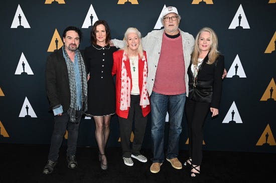 Johnny Galecky spillede Rusty, Juliette Lewis spillede Audrey, Diane Ladd spillede Clarkes mor Nora, Chevy Chase spillede Clarke, og Beverly D'Angelo spillede Ellen.
