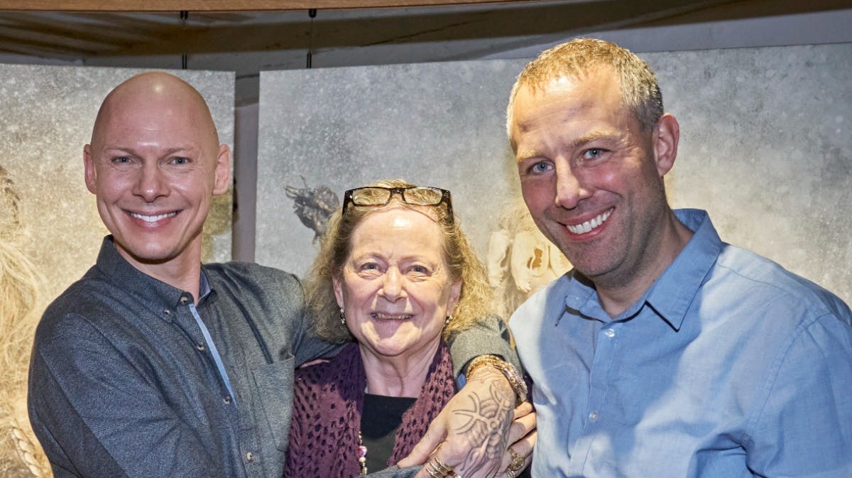 Jim Lyngvild med sin mor, Kirsten Petersen, samt Morten Paulsen.