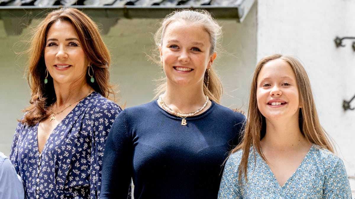 Kronprinsesse Mary, prinsesse Isabella og prinsesse Josephine i sommeren 2022.