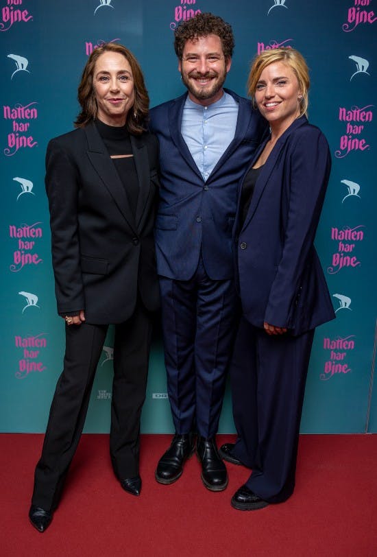 https://imgix.billedbladet.dk/20220727_dm_premiere_paa_natten_har_oejne_0024.jpg