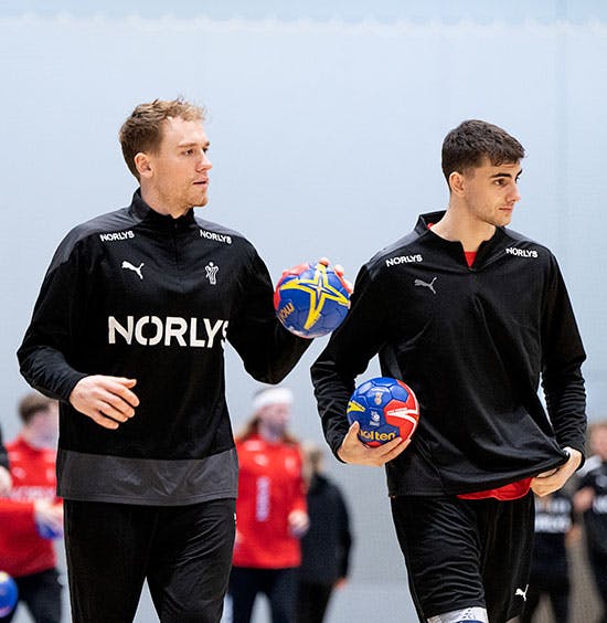 Simon Pytlick (tv) og Mads Hoxer til træning 2. januar. 
