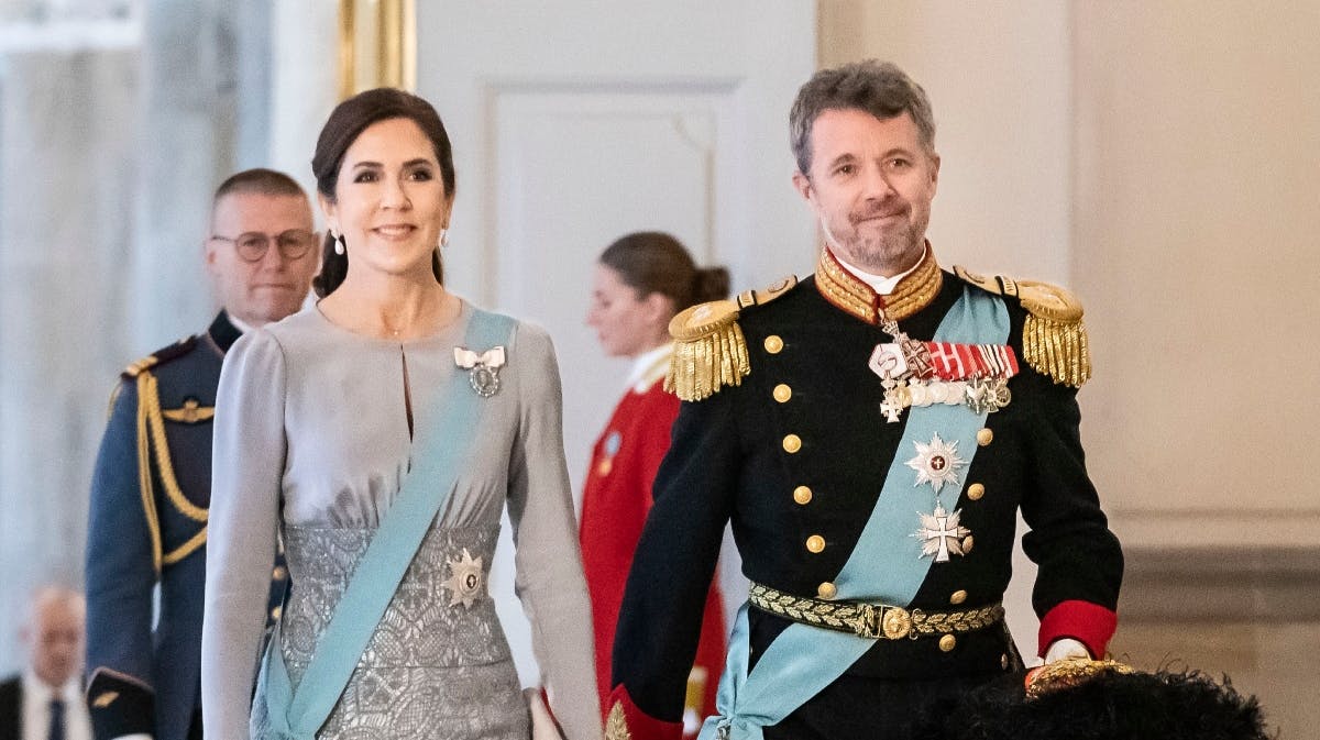 Kronprins Frederik og kronprinsesse Mary under nytårskuren tirsdag