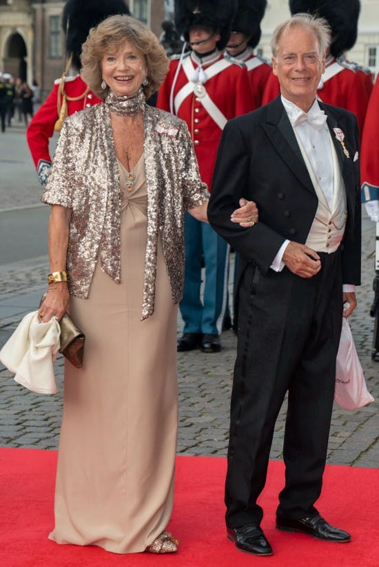 Bente Scavenius og Joen Bille var begge inviteret med i Det Kongelige Teater, da dronning Margrethes regeringsjubilæum blev fejret i september. 