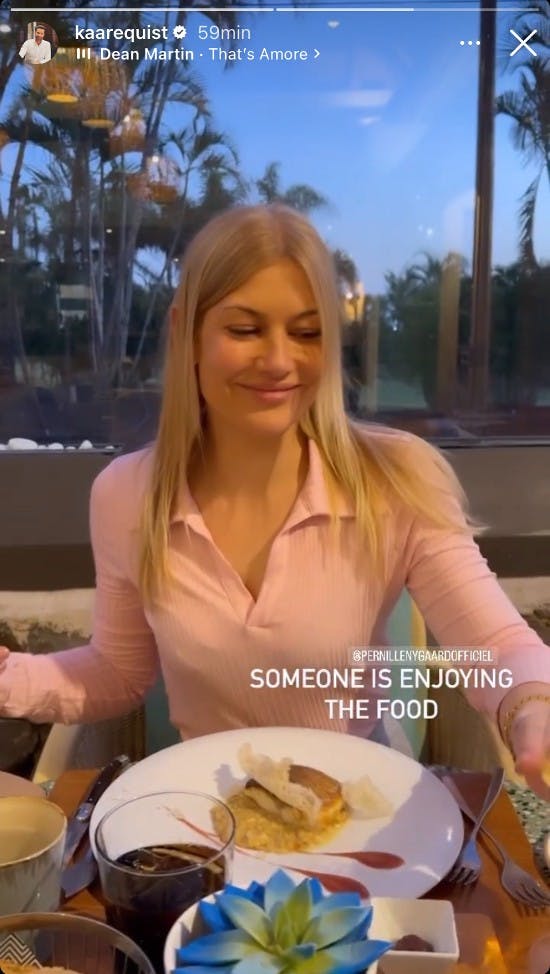 Pernille Nygaard nyder maden på Tenerife.
