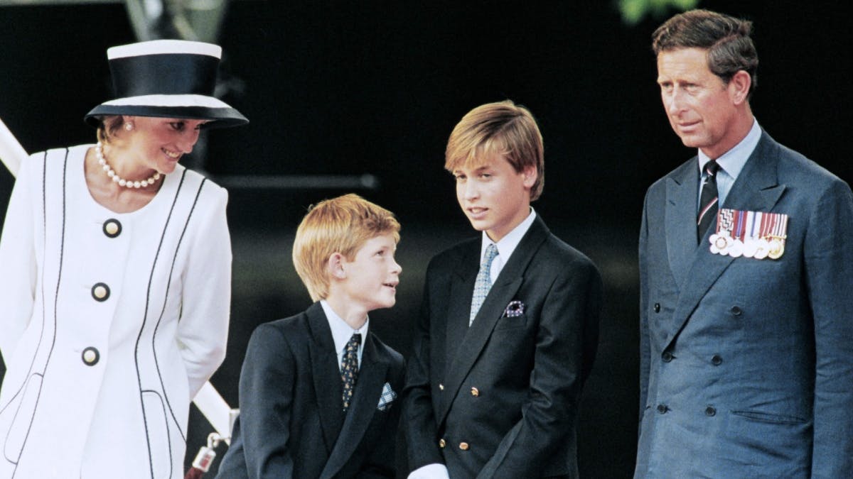 Prinsesse Diana og daværende prins Charles med sønnerne prins Harry og prins William i 1995. nbsp;