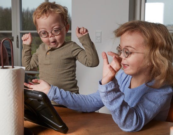 Noor og storesøster Nalina