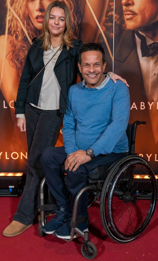 Jason Watt og datteren Filuca til premiere på "Babylon".&nbsp;
