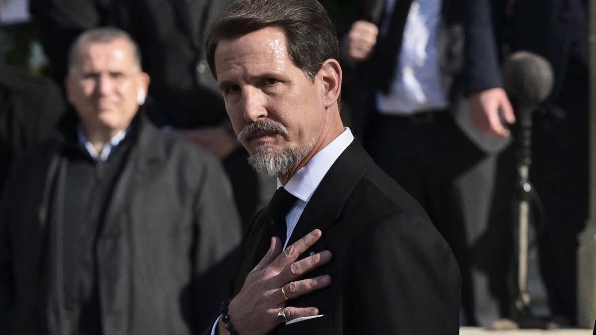 Kronprins Pavlos fik støtte af sin ven, kong Willem-Alexander.