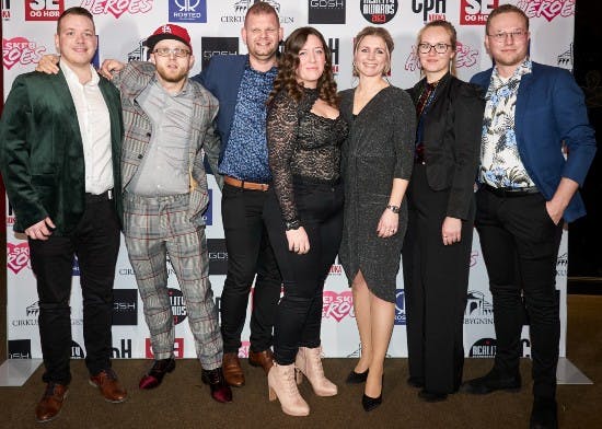 Dennis og Louise var til Reality Awards med blandt andre Theis, Linea og Katja, som også var med i programmet.