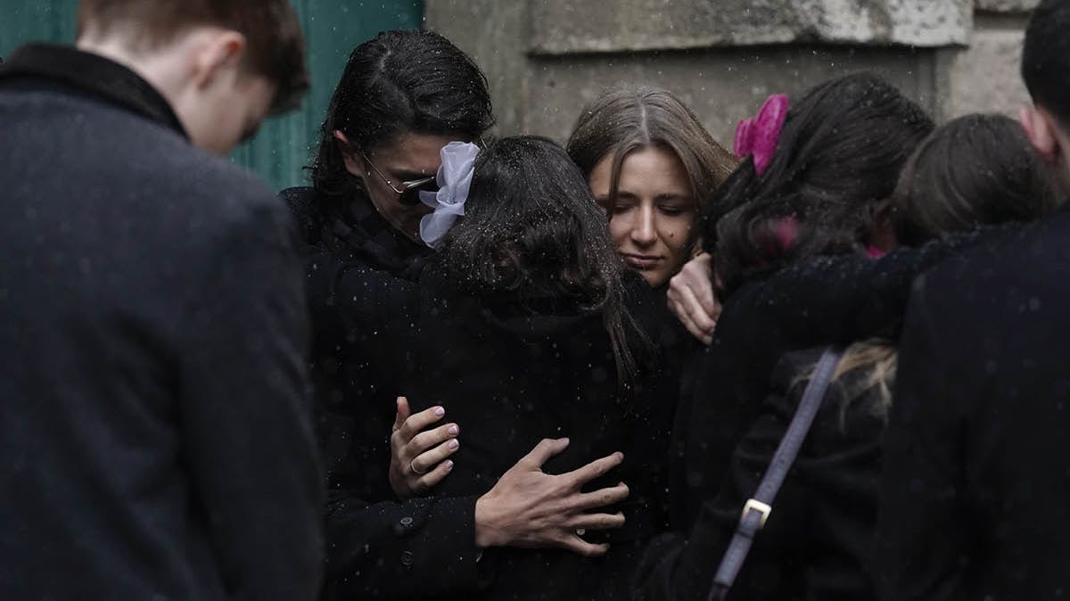Familien siger farvel til grevinde Alexandras mor Christa Manley i Wien, Østrig. 