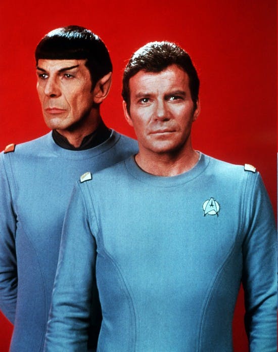 William Shatner i sin mest kendte rolle som kaptajn Kirk i Star Trek-serien. Billedet er fra 1979.
