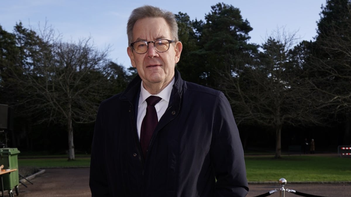 Poul Nyrup Rasmussen til Ritt Bjerregaards begravelse.