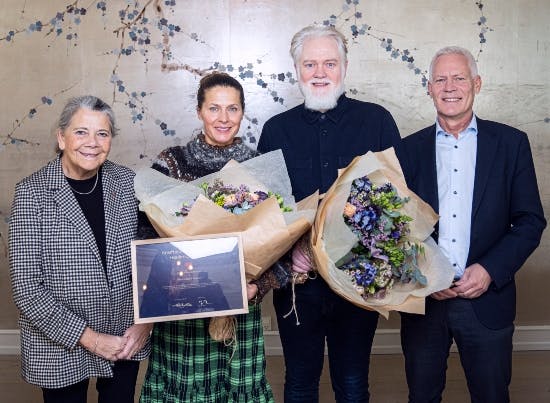 Lørdag modtog Andrea Elisabeth Rudolph og Esben Dalgaard Kræftens Bekæmpelses Hæderspris.