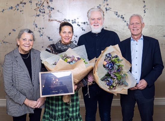 Lørdag modtog Andrea Elisabeth Rudolph og Esben Dalgaard Kræftens Bekæmpelses Hæderspris. 