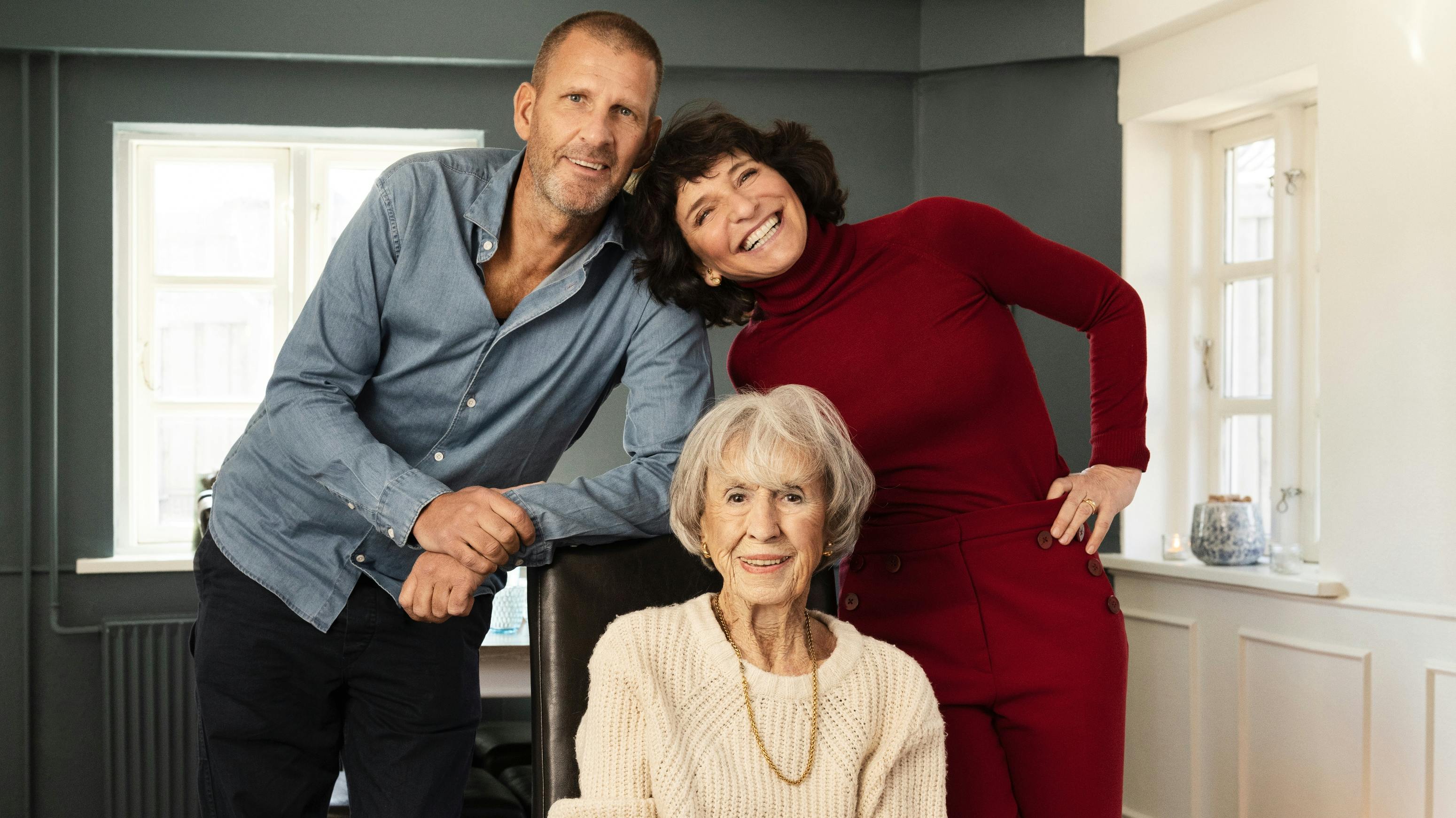 Lise Nørgaard, Anders Thomas Jensen og Susanne Bier. 