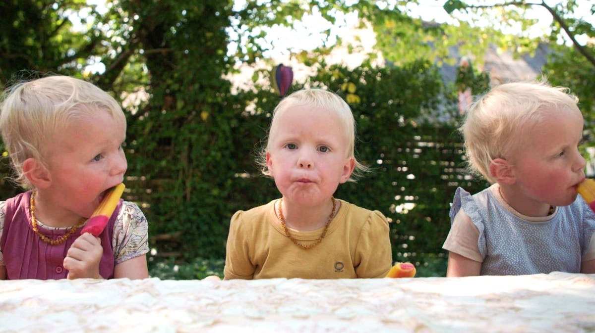 Eleanor, Kendra og Scarlett