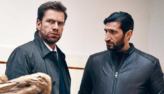 Nikolaj Lie Kaas og Fares Fares i "Journal 64"&nbsp;
