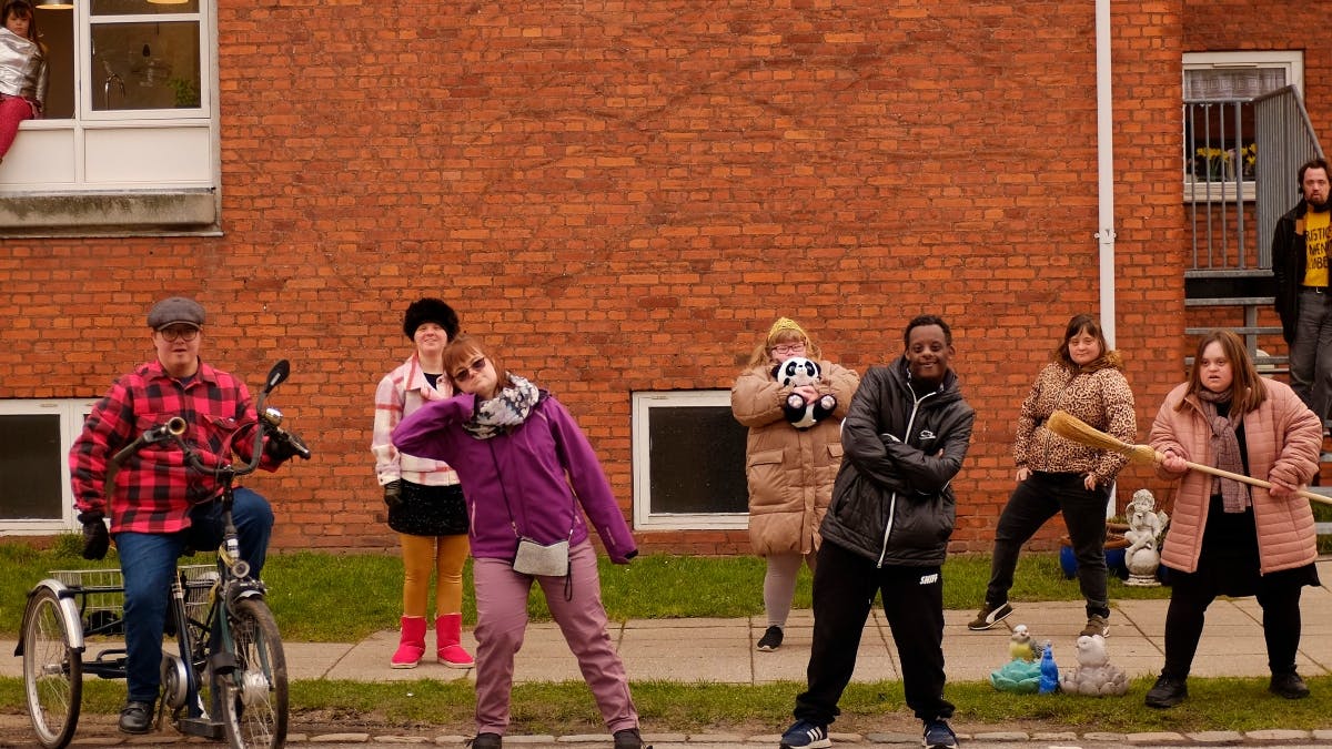 De medvirkende i TV 2-programmet "Ups, vi er voksne"