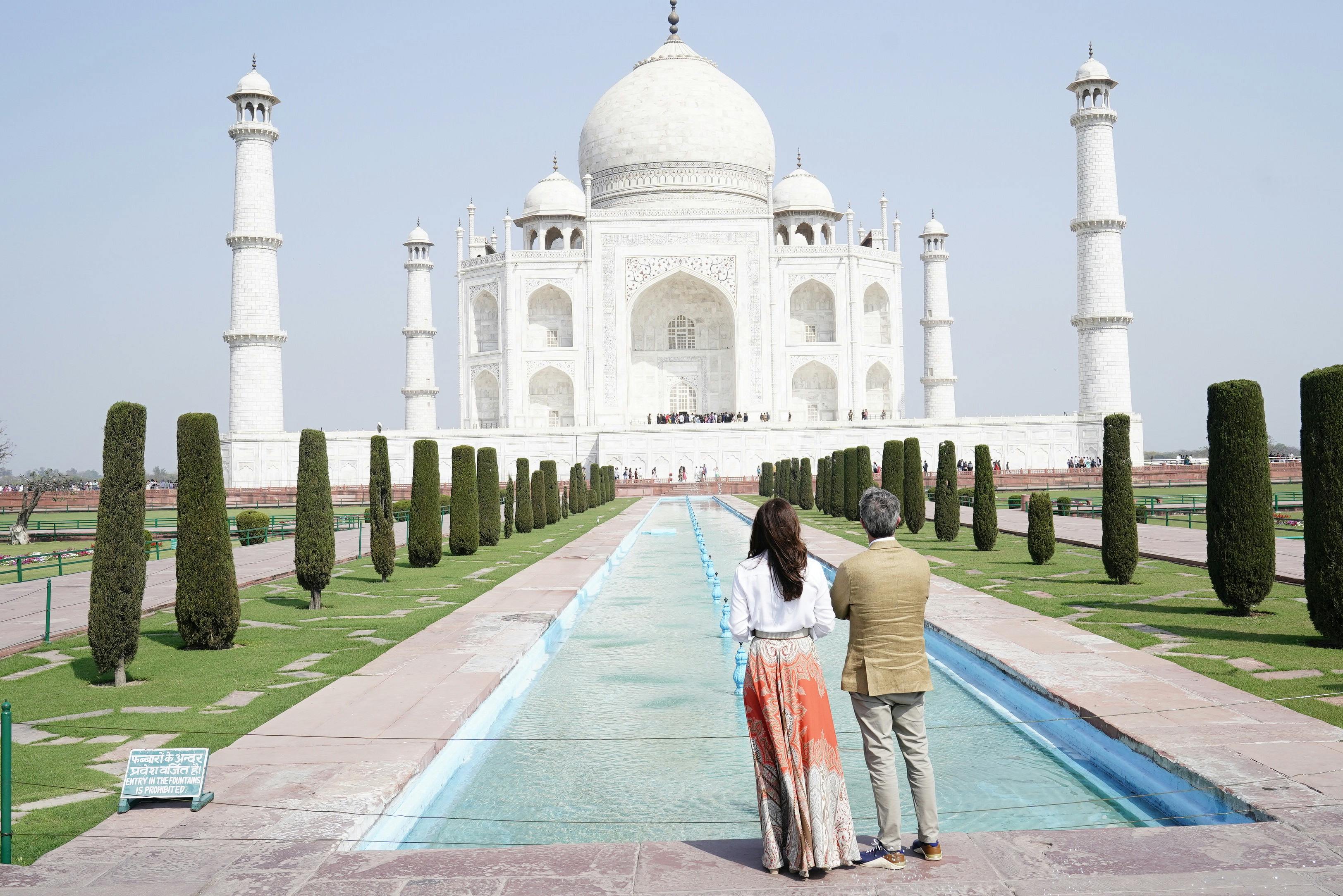 Kronprinsparret ved Taj Mahal i Indien
