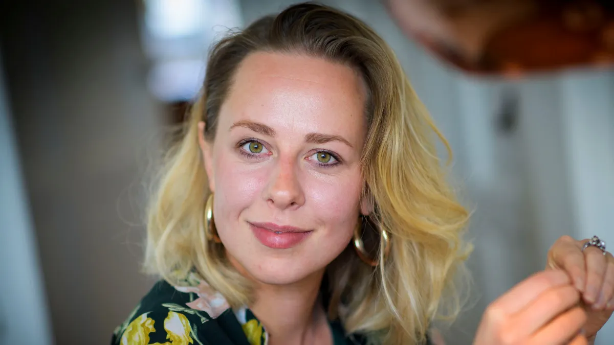 Mathilde Passer afslører lykkelig nyhed: Skal giftes med sit livs ...