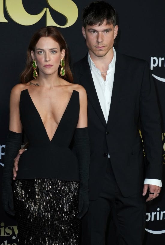 Riley Keough og Ben Smith-Petersen