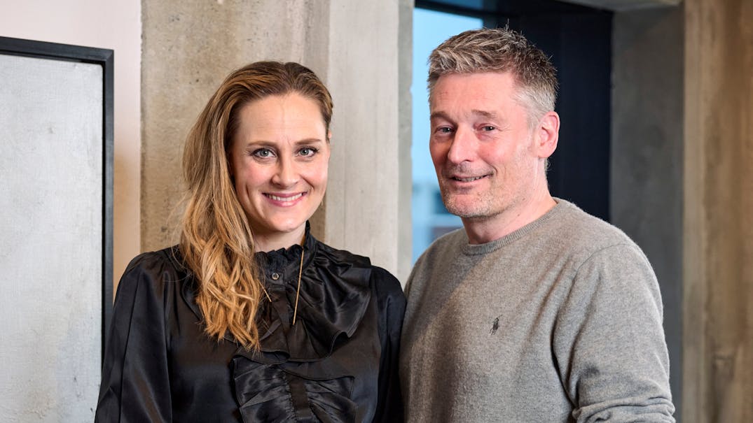 Mette Bluhme Rieck og Kasper Nielsen flytter endelig ind i drømmehuset ...