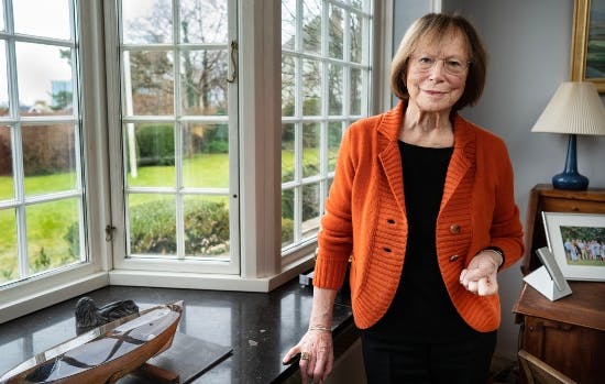 Alice Vestergaard flytter om kort tid fra sit dejlige rækkehus og ind i en mindre lejlighed. 