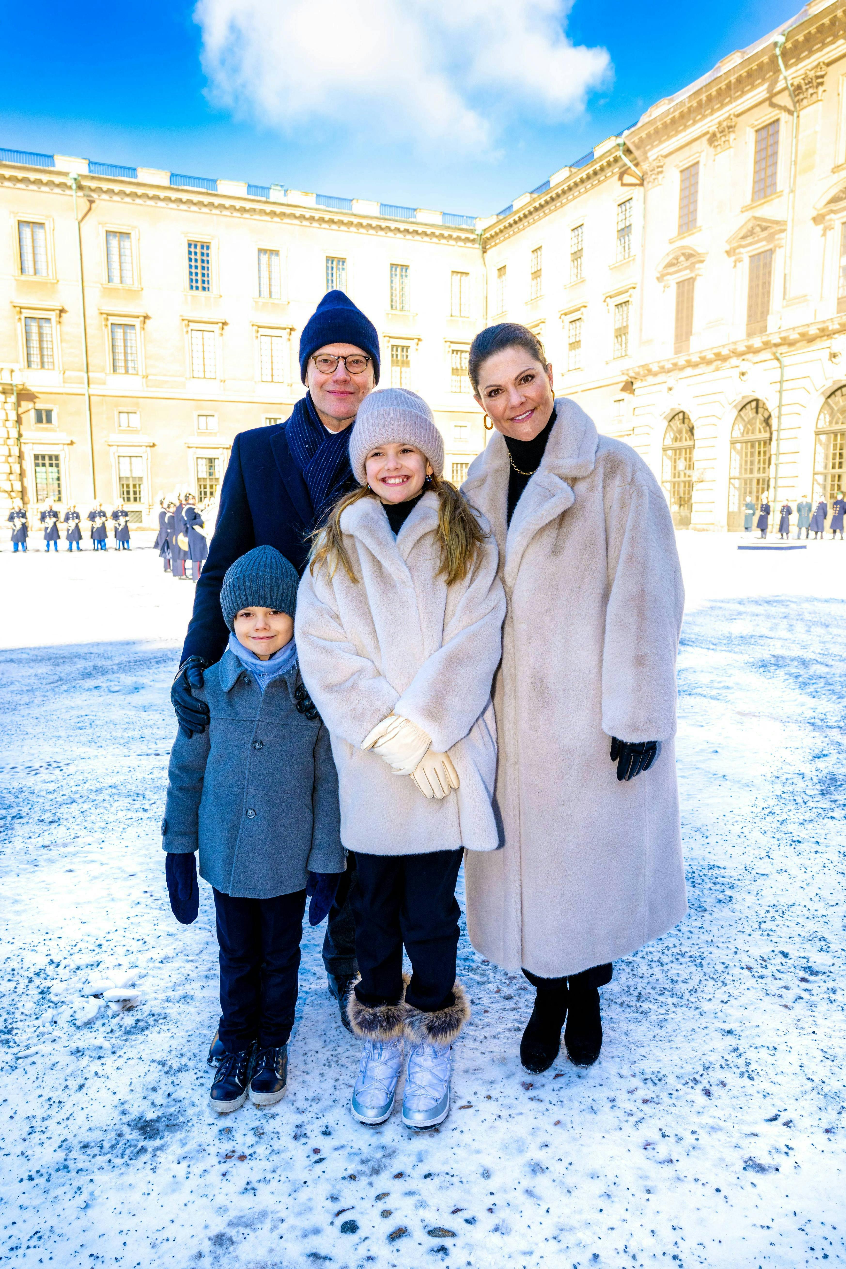 Prins Oscar, prins Daniel, prinsesse Estelle og kronprinsesse Victoria. 