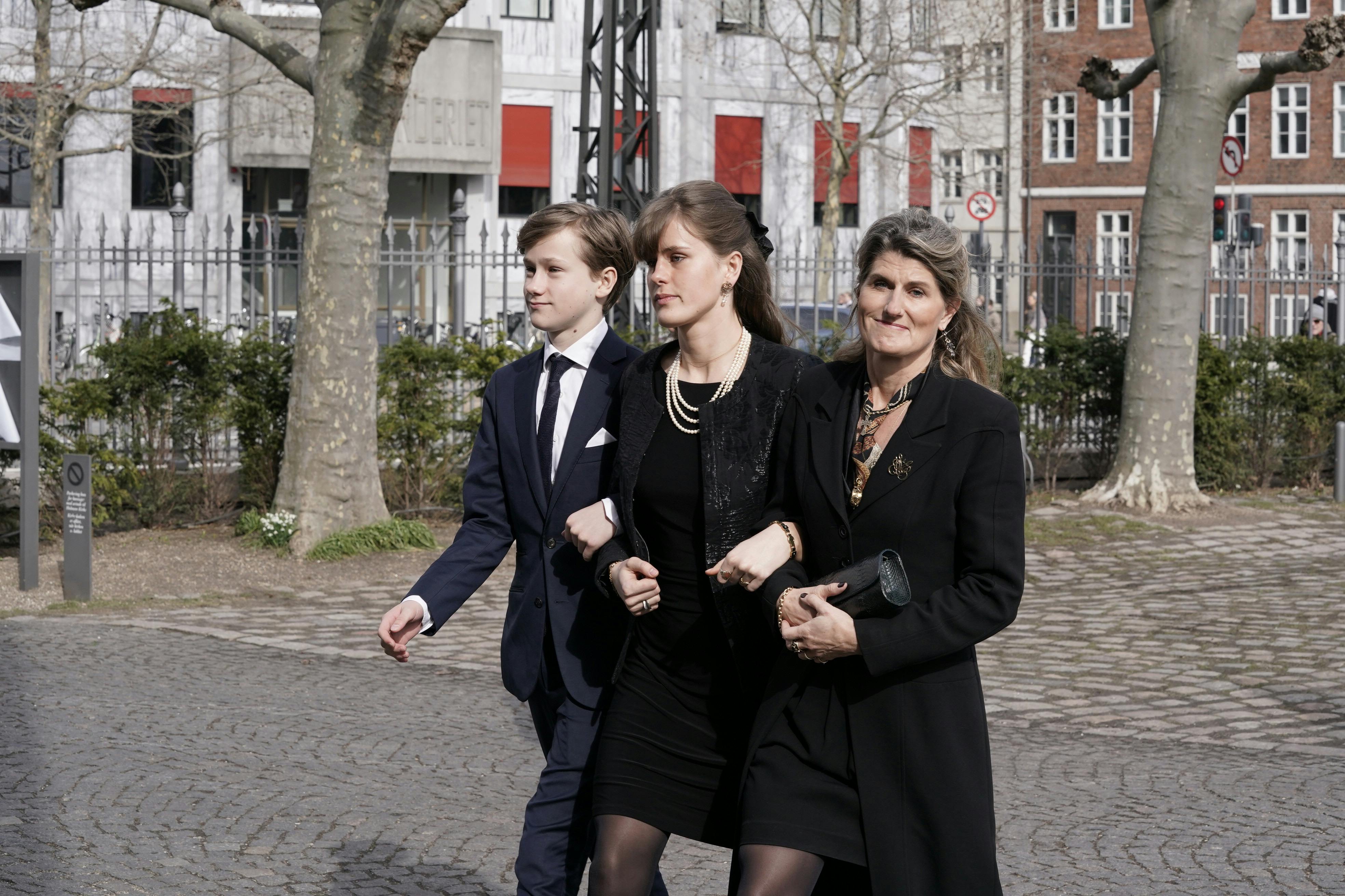 Erik og Margits datter Emilie med familie. 