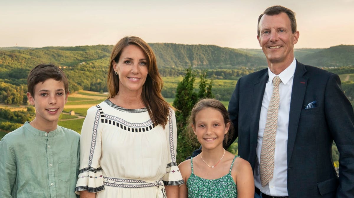 Grev Henrik, prinsesse Marie, komtesse Athena og prins Joachim 