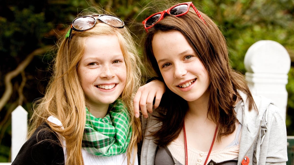 Elena Arndt-Jensen og Nanna Finding Koppel i "Karla og Katrine". 