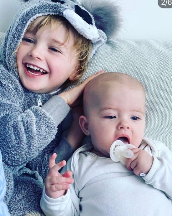 Dennis Knudsens børn Lucas og Aura