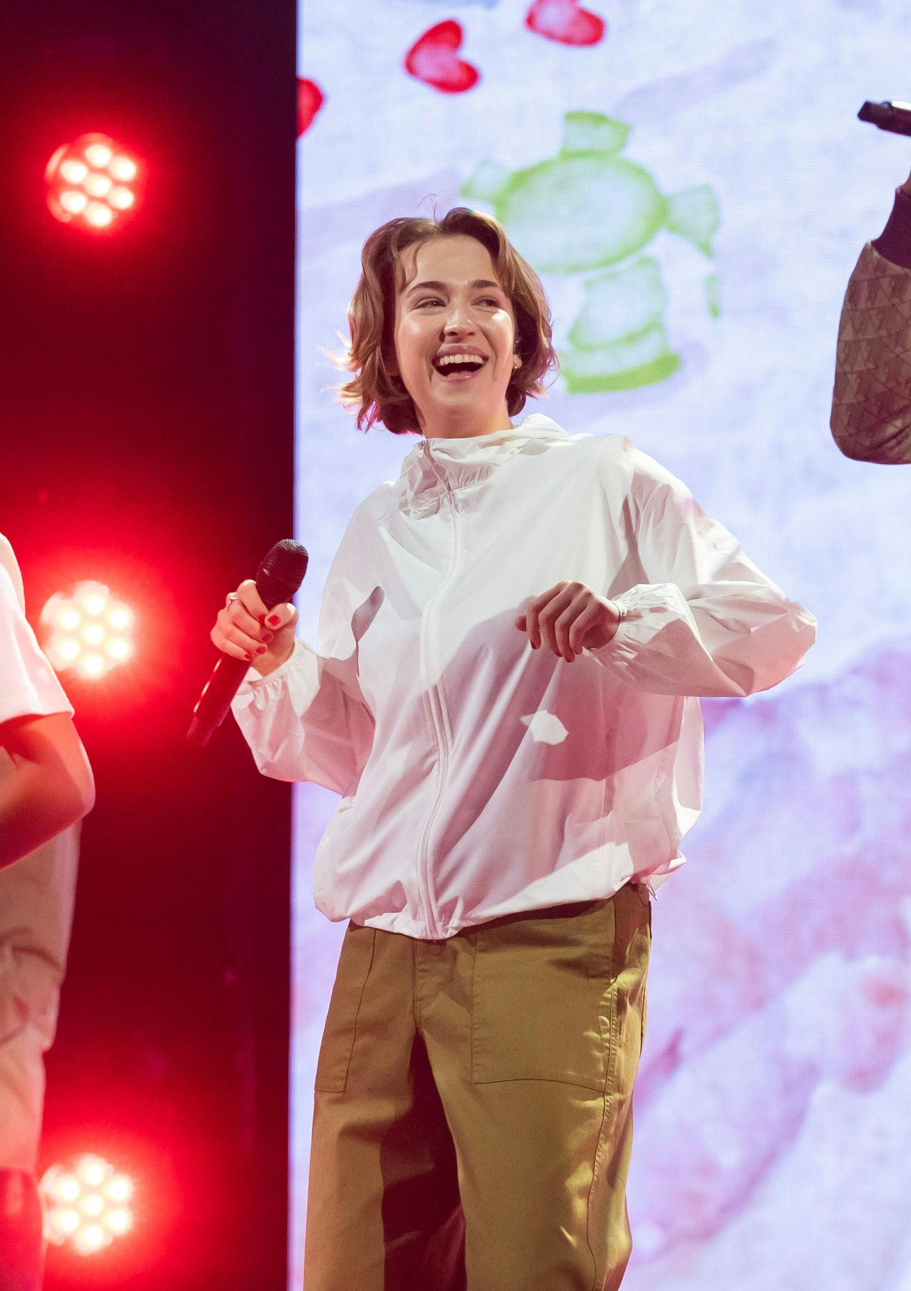 Fernanda på scenen i "X Factor".