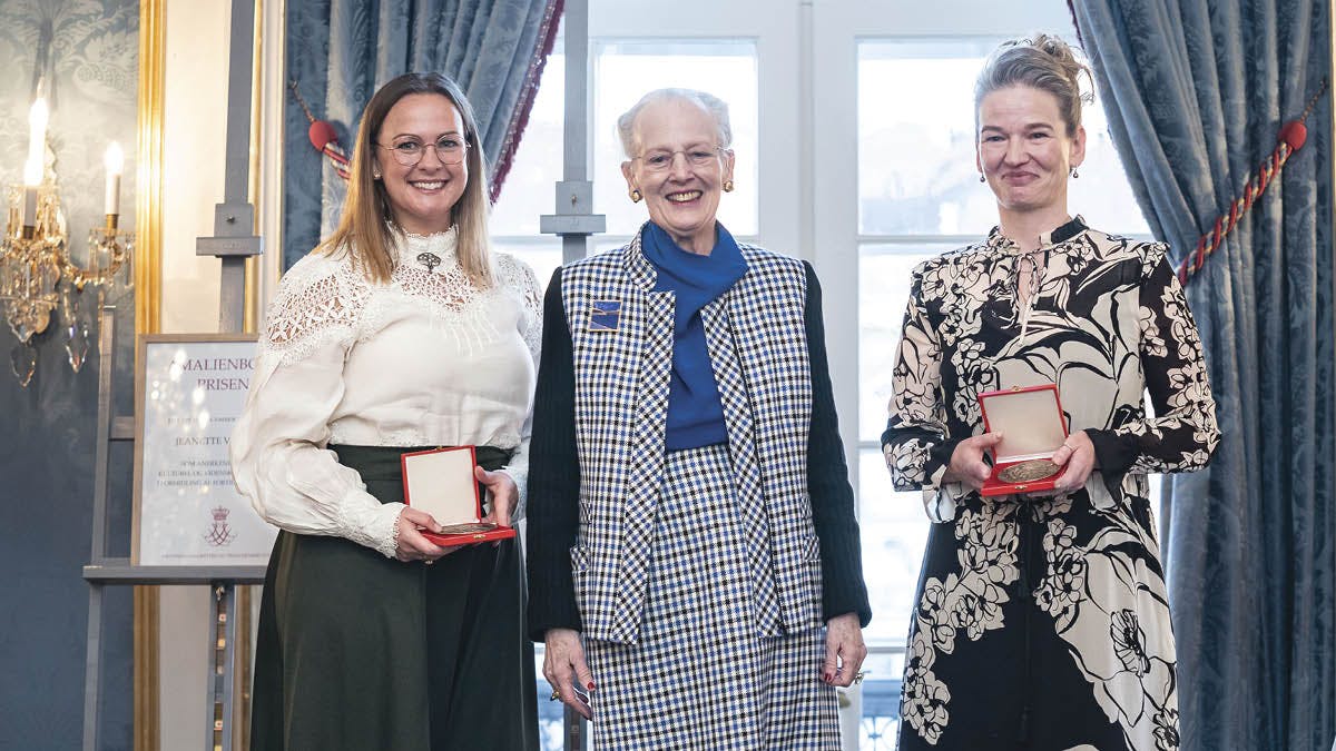 Videnskabsklubben og mag.art. og museumsinspektør Jeanette Varberg modtager Amalienborgprisen 2022 af dronning Margrethe.